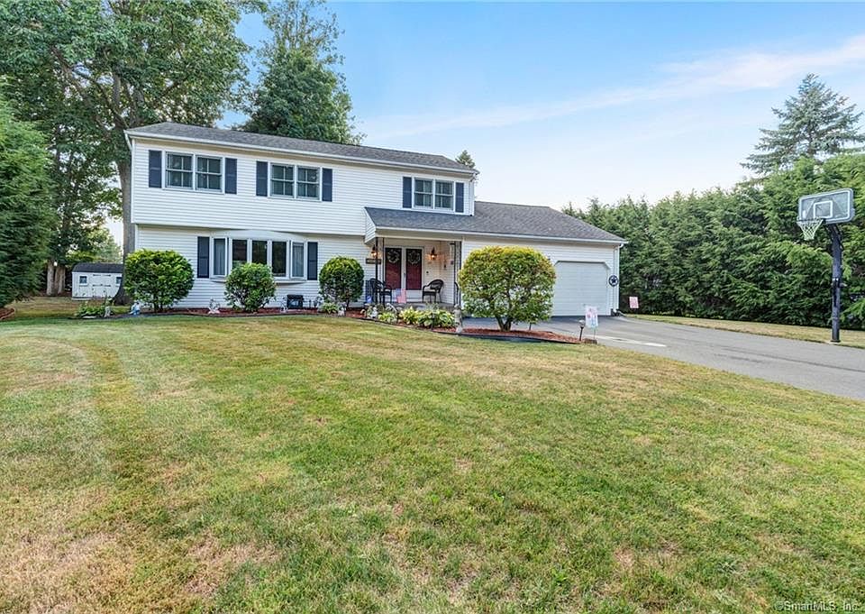 1st image of 87 Kingston Dr