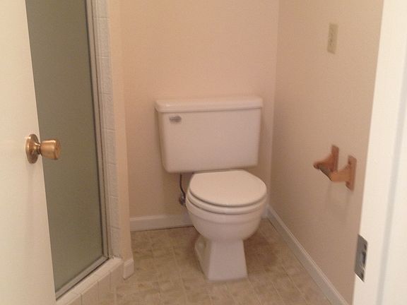 3rd image of 1060 E Quail Dr