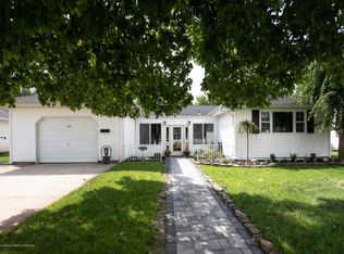 315 Curacao St, Toms River, NJ 08757
