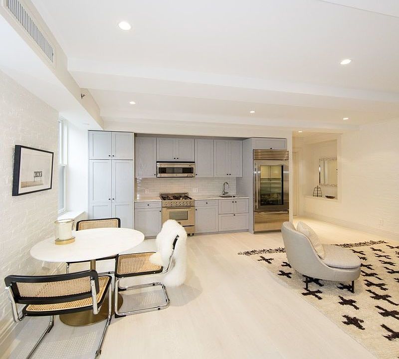 1st image of 43 W 27th St APT 3R