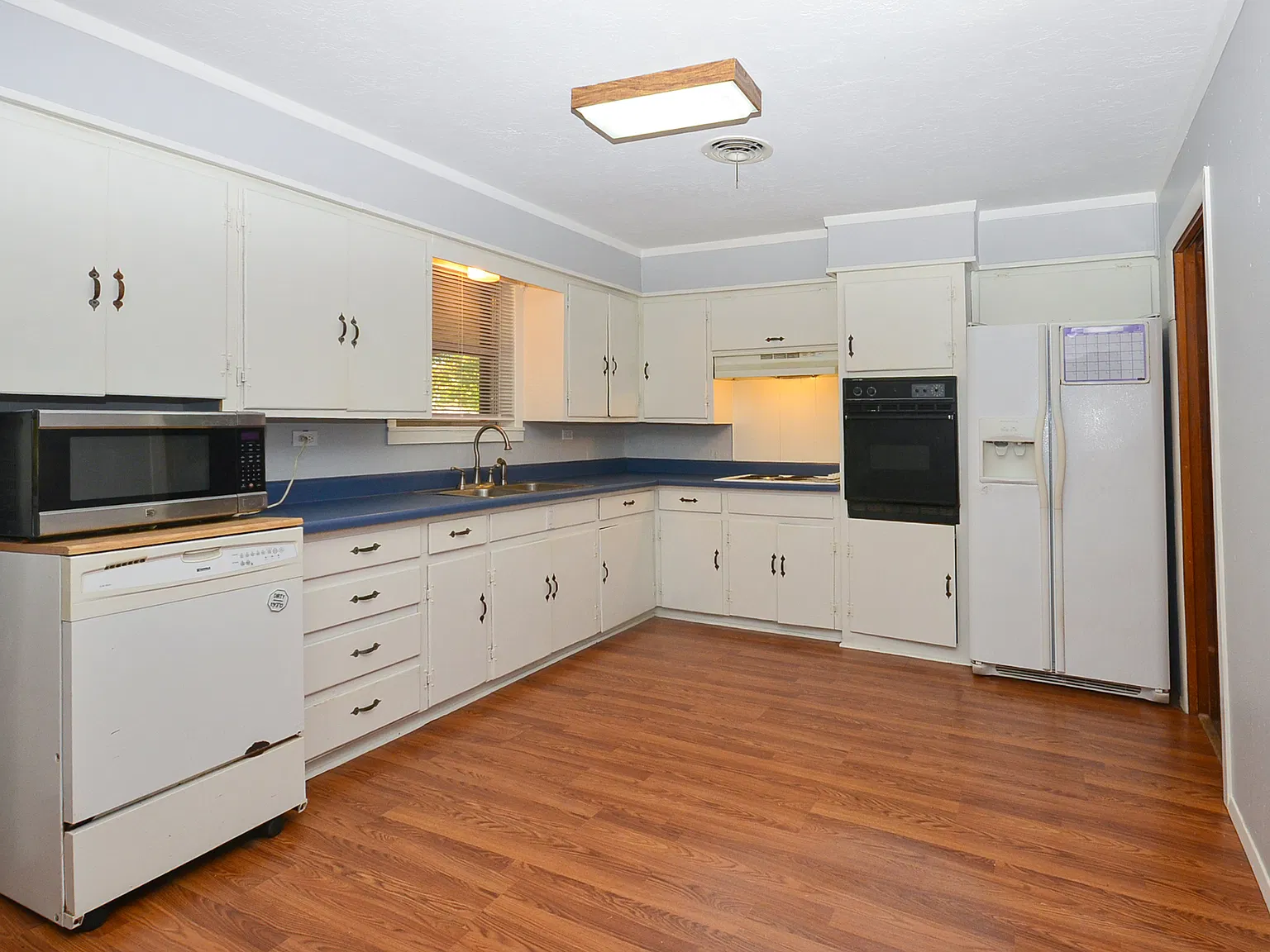 4 bed, 1469 sqft, $1,495 — Photo 4