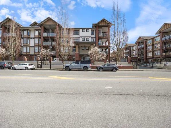 5660 201a St #140, Langley, BC V3A 6B8