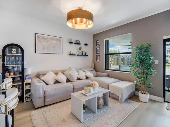 9976 SW 228th Ter #9976, Miami, FL 33190