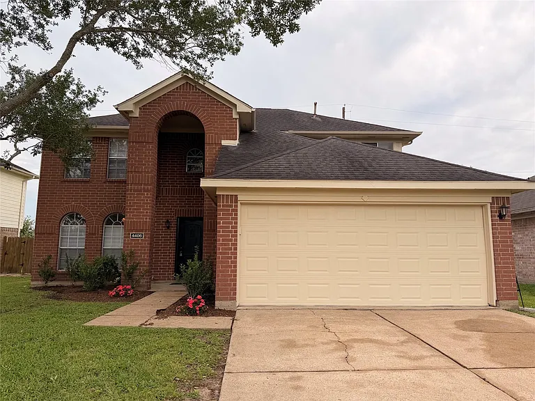 4406 Eaglewood Trail Dr — Photo 1