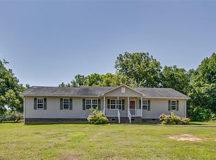 4602 Hinshaw Town Rd, Ramseur, NC 27316