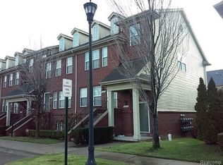 15629 Stone Crossing Dr #1, Southfield, MI 48075