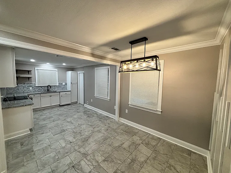 5337 Beechwood Dr — Photo 5