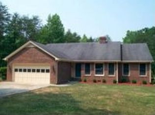 310 Canterwood Dr, Mebane, NC 27302