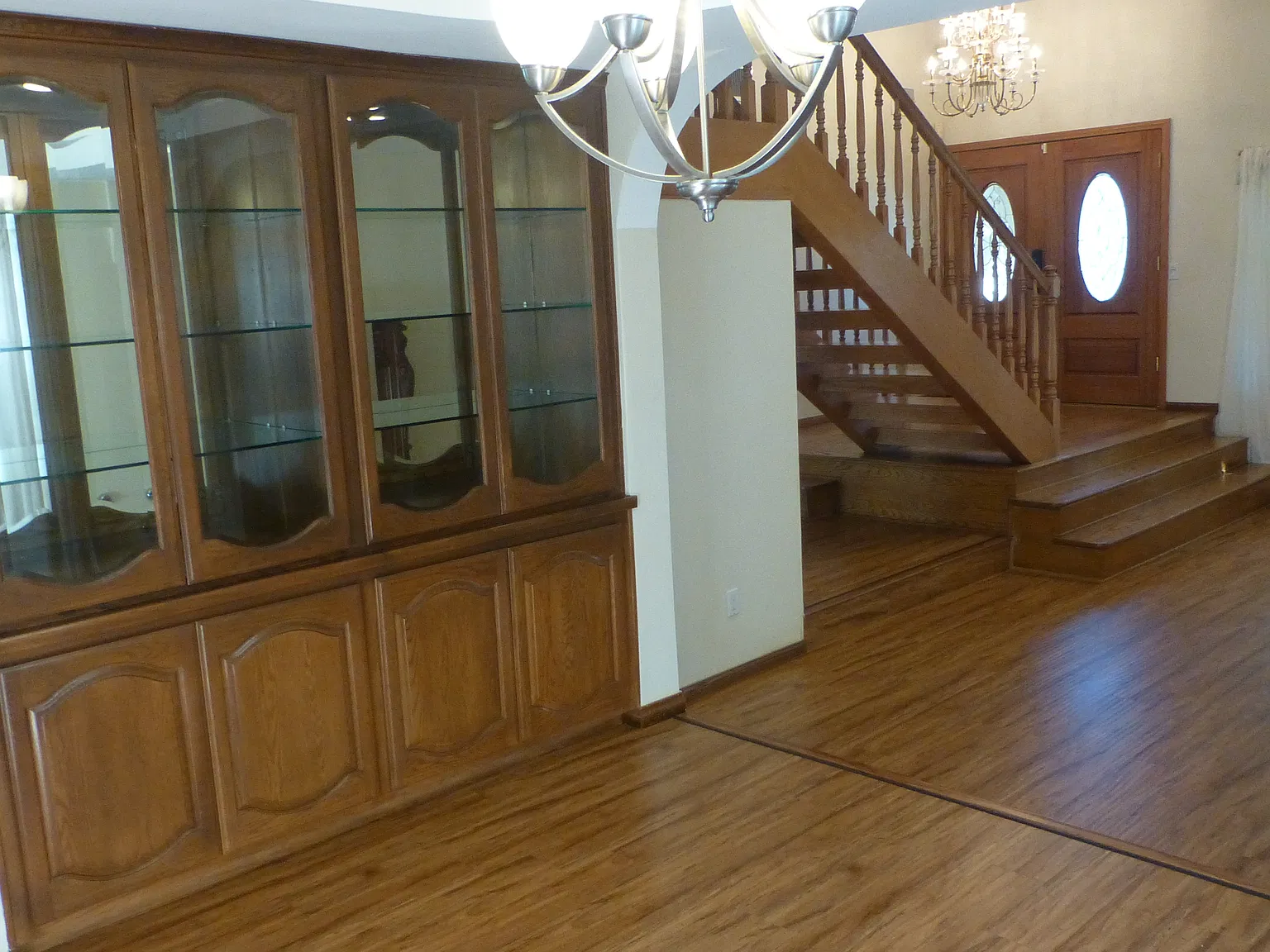 4 bed, 2390 sqft, $5,900 — Photo 4