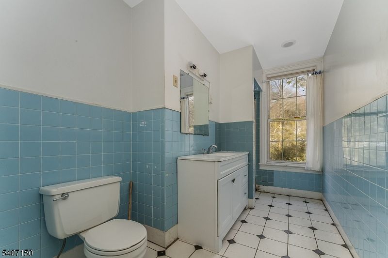 13th image of 50 Drakestown Rd
