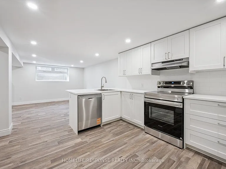 118 Selkirk Dr #BASEMENT — Photo 1