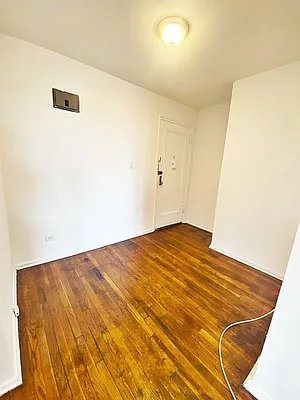 Rented by Brooklyn Property Group LLC | media 9
