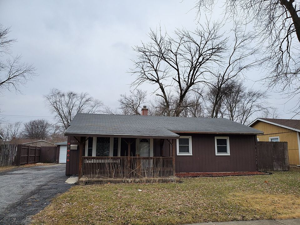 1st image of 1813 221st St
