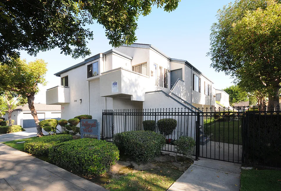 Palmyra Apartments — Photo 2
