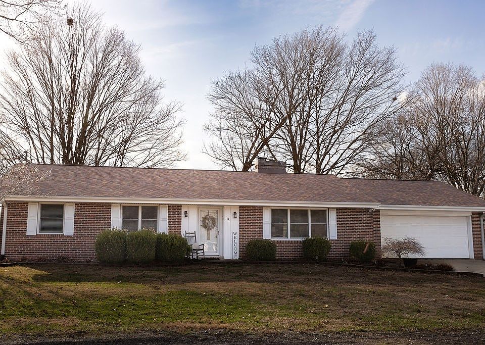 1st image of 114 Mapleleaf Dr