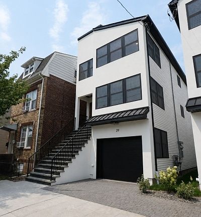 2nd image of 29 Frederick St #2