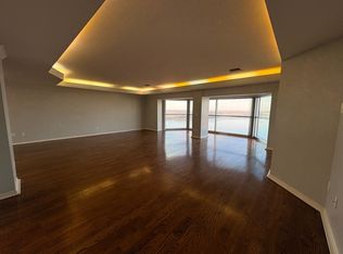 655 Riverside Dr Penthouse 1405, Memphis, TN 38103