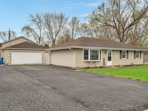 3518 Theodore St, Joliet, IL 60431