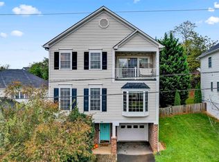 905 Raymond Rd, Charlottesville, VA 22902