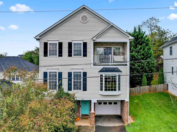905 Raymond Rd, Charlottesville, VA 22902