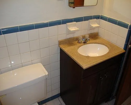 Building Photo - 3918 Jamieson Ave #1F