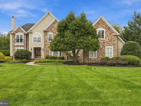 1093 Drew Dr, Yardley, PA 19067