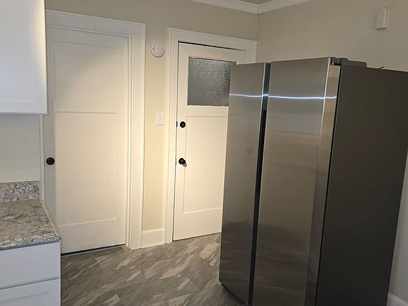 5th image of 3502 E Cudahy Ave APT 3