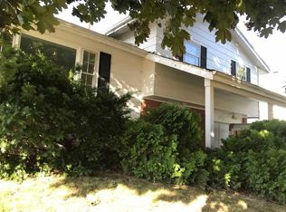 4303 34th Avenue Pl, Moline, IL 61265