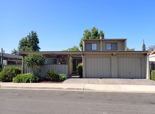 1372 Penrith Ln, Tustin, CA 92780