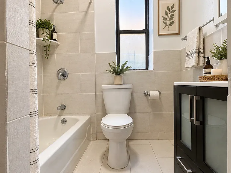 555 W 151st St #2 — Photo 4