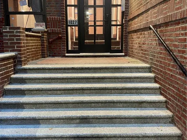 1027 Leggett Avenue #1D, Bronx, NY 10452