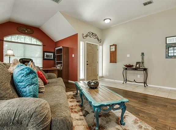 5th image of 6519 Fairlawn Dr