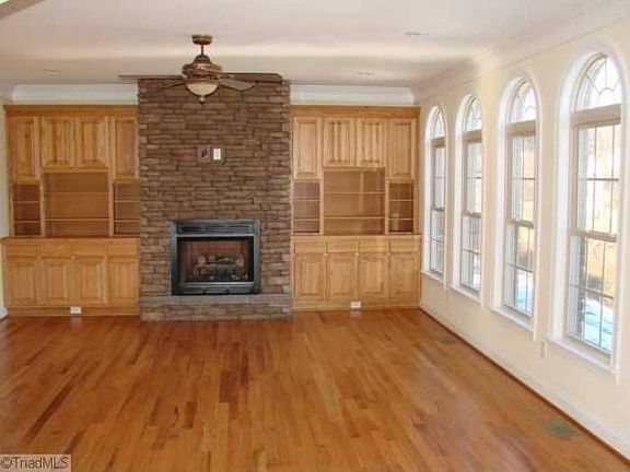 Den/Family room