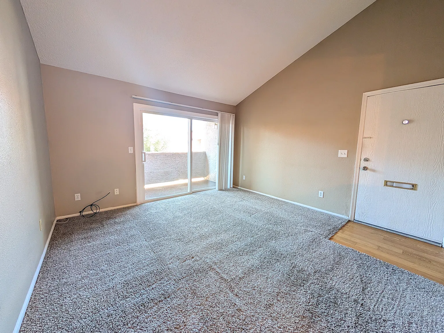 2 bed, 1088 sqft, $1,250 — Photo 4