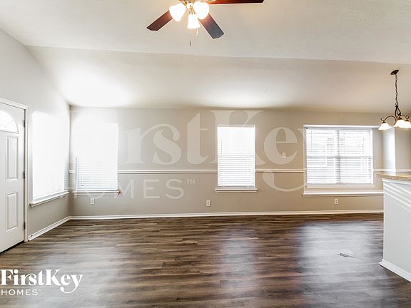 5th image of 21554 Kings Bend Dr
