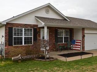 1082 Eagle Valley, Festus, MO