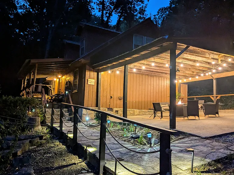 An Evening at Hickory Hideaway