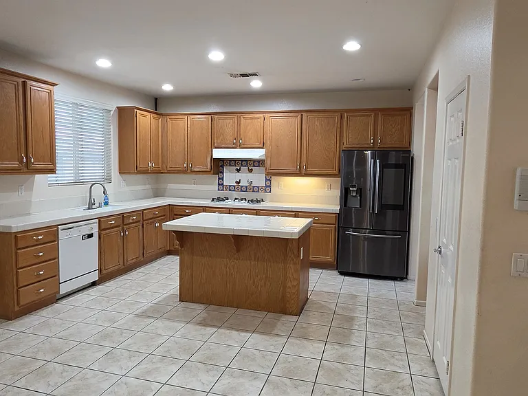 26232 Palm Tree Ln — Photo 6