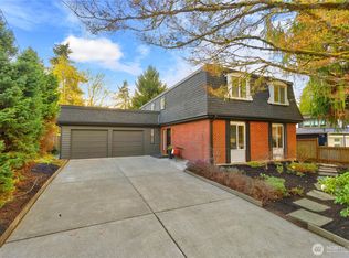 10313 40th Ave NE, Seattle, WA
