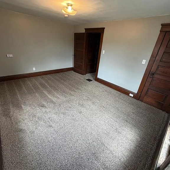 242 W Summit St #244 — Photo 15
