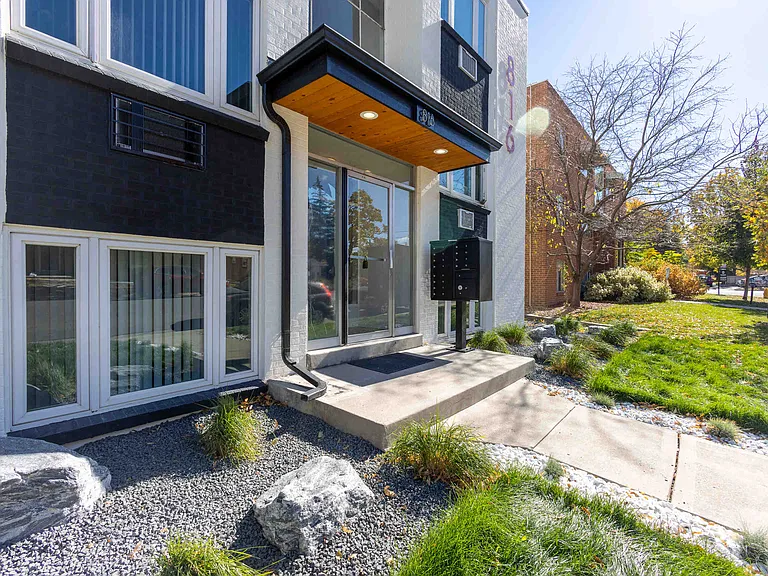 816 N Cherry St — Photo 15