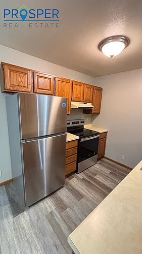 2428 Spooner Ave Photo 1