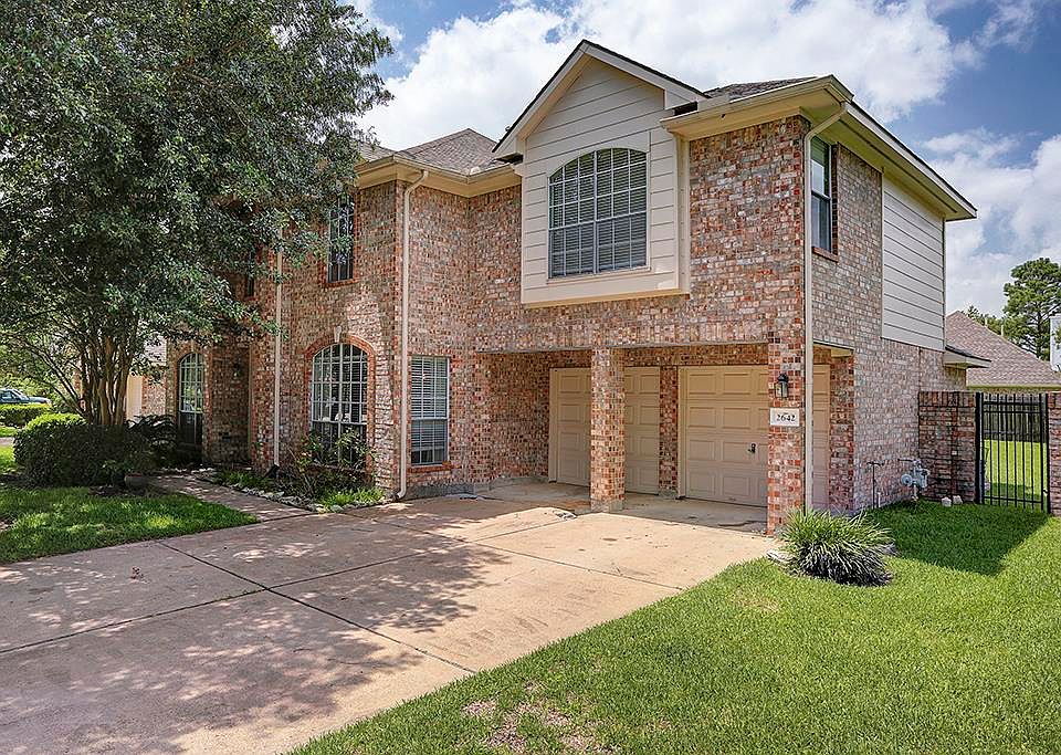 1st image of 2642 Shelby Dr