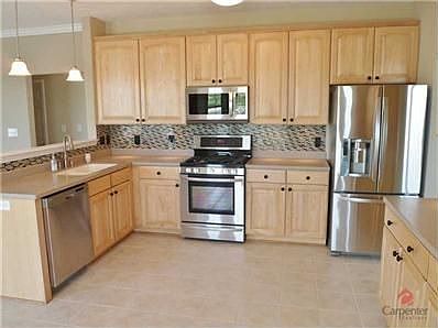 5th image of 838 Harvest Lake Dr