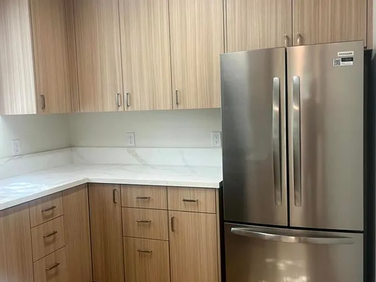 5724 & 5726 Lemona Ave — Photo 13