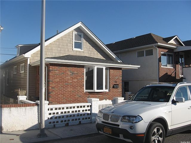 1st image of 74 Minnesota Ave
