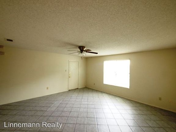 3rd image of 303 Eric Dr