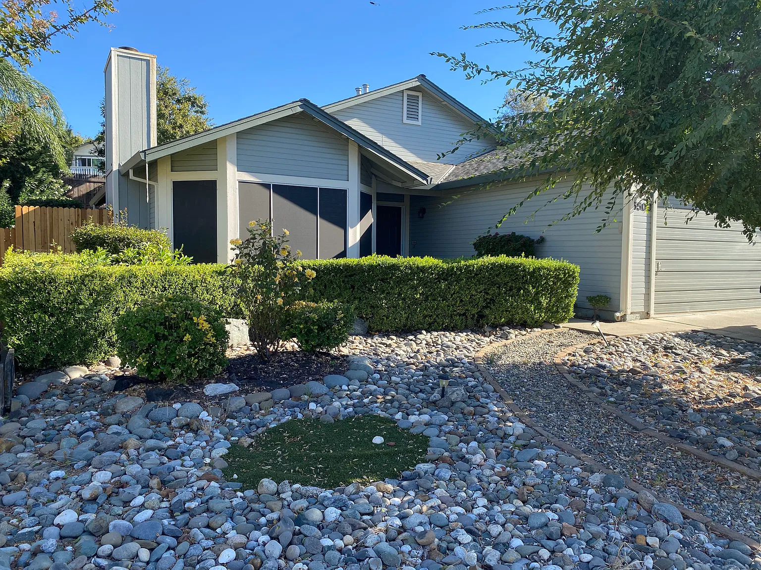 3 bed, 1490 sqft, $2,650 — Photo 1