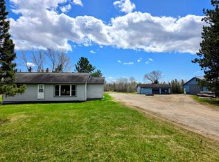9612 E Hayes Rd, Mountain Iron, MN 55768