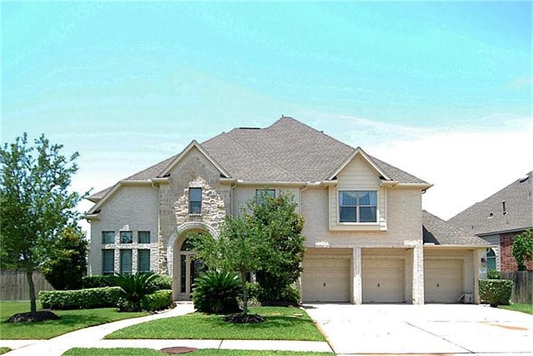 1st image of 2736 Ravens Creek Dr